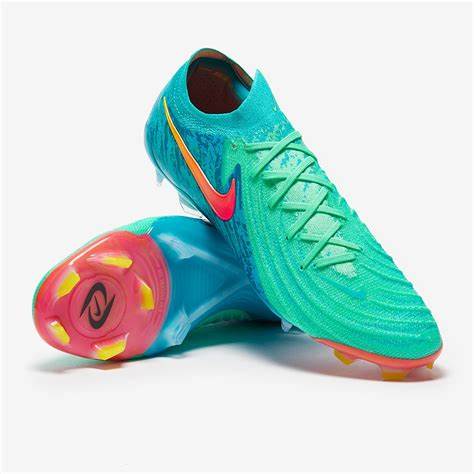 Nike Blue Phantom Luna II Elite FG