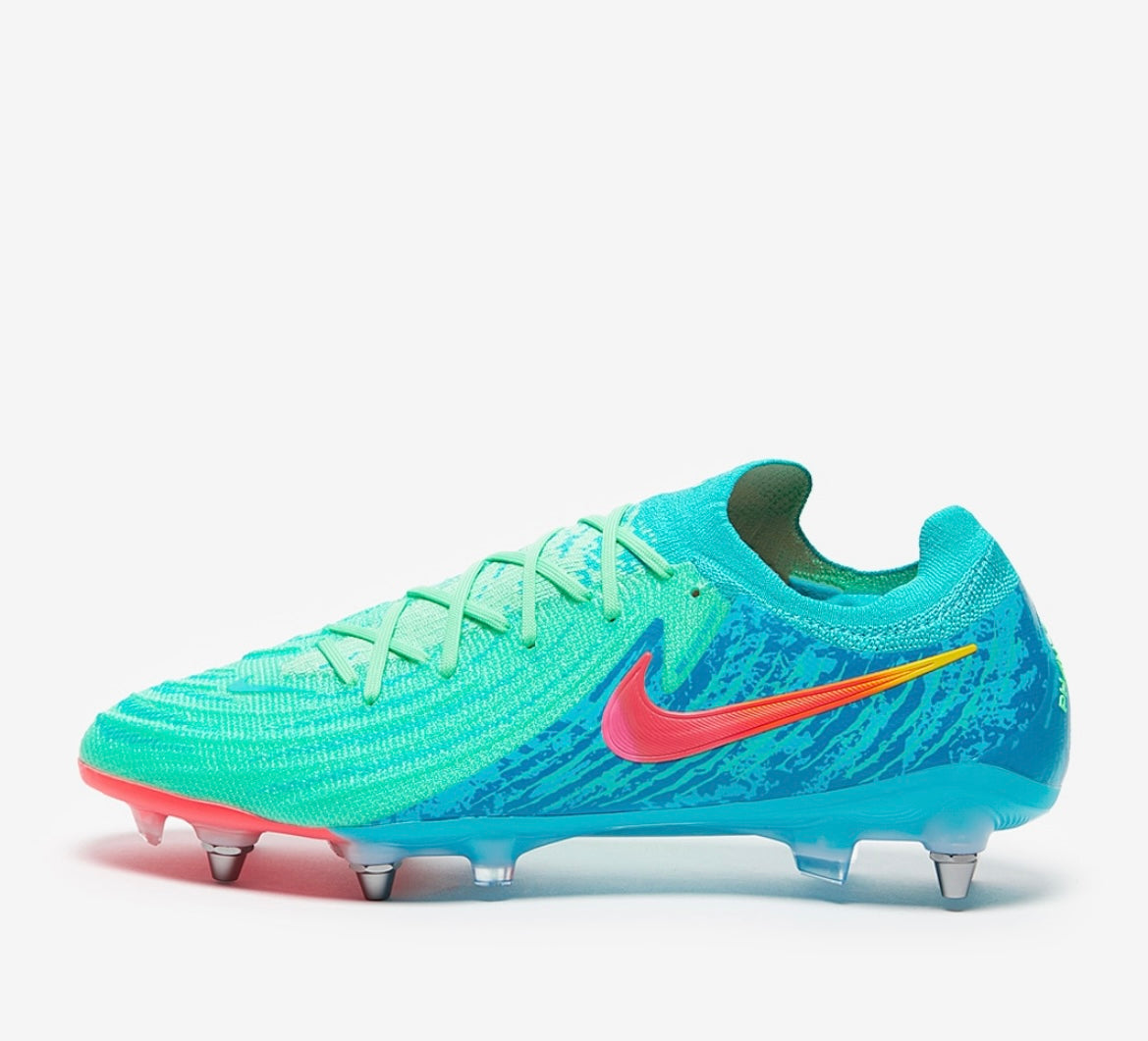 Nike Blue Phantom Luna II Elite FG